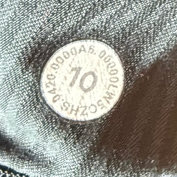 Lululemon Beyond the Studio Jogger Pant Grey Sage Lightweight Women Size 10 - Picture 12 of 16